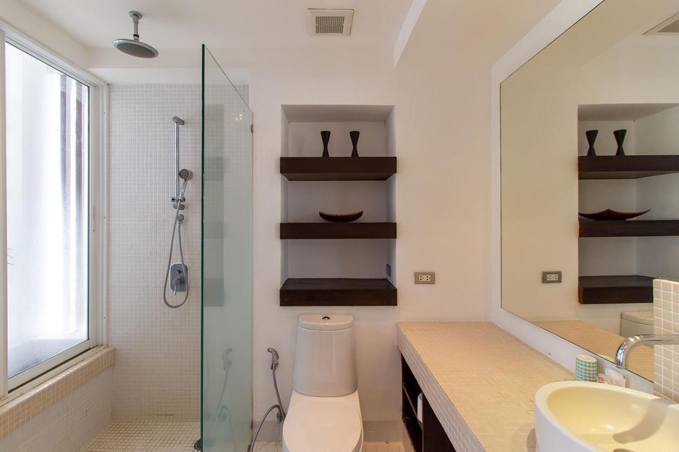Kamala Hills Serviced Apartments Praia de Kamala Quarto foto